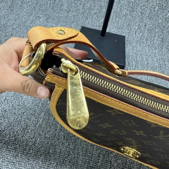 Louis Vuitton Tulum Brown Monogram Canvas Shoulder Bag 850-041425 - Picture 7 of 15